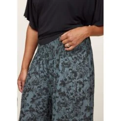 EQL Women's Soft Sweep Wide Leg Print Pant - Bluegrass Countryside -Equestrian Supplies Sale 645403 800 800